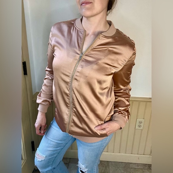 Carli Bybel Missguided Lace Up Arm Satin Long Bomber Jacket Tan Sz 8 Relaxed Fit - Picture 3 of 13